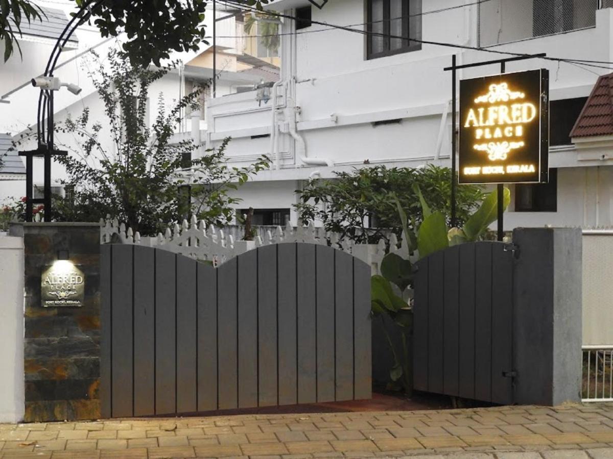 Alfred Place Kochi Ngoại thất bức ảnh