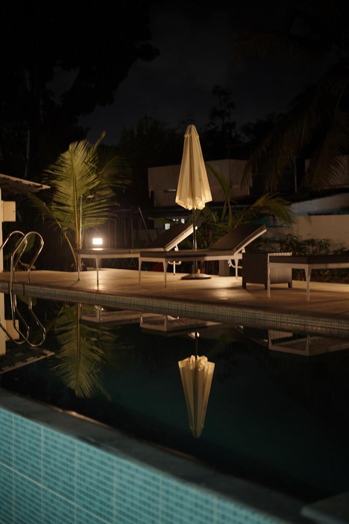 Alfred Place Kochi Ngoại thất bức ảnh