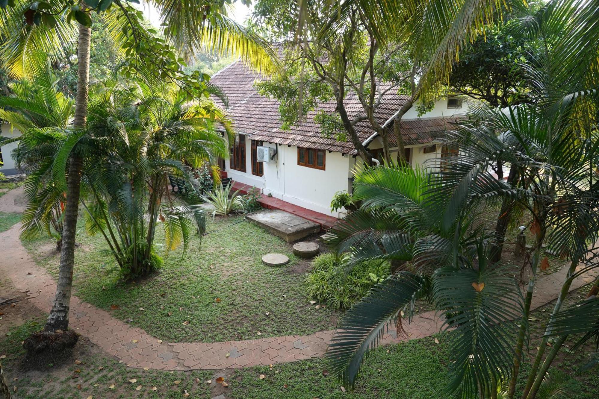 Alfred Place Kochi Ngoại thất bức ảnh
