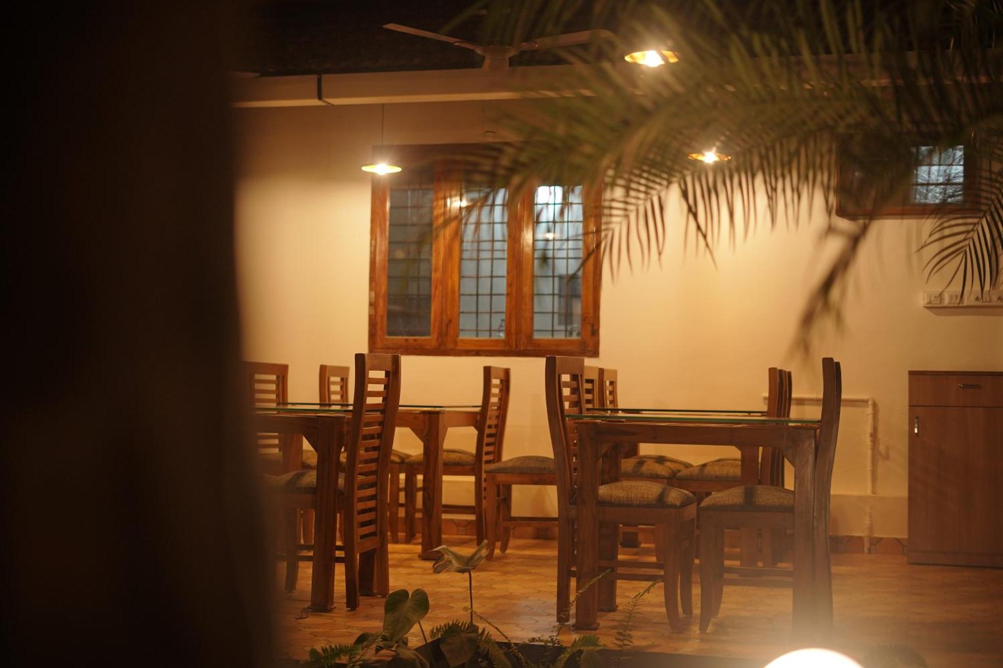 Alfred Place Kochi Ngoại thất bức ảnh