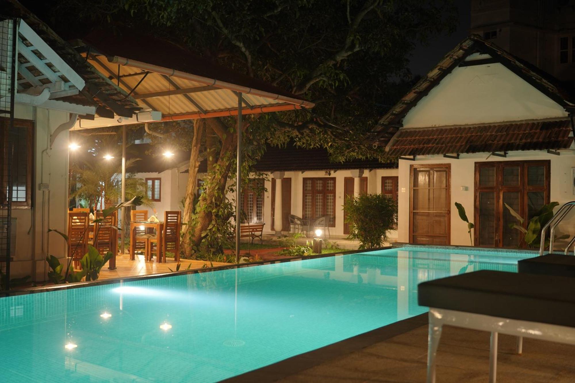 Alfred Place Kochi Ngoại thất bức ảnh
